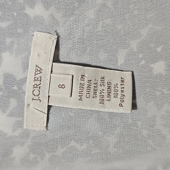 J. Crew Tiered Silk Blouse Sleeveless Top Size 8 - Picture 4 of 7